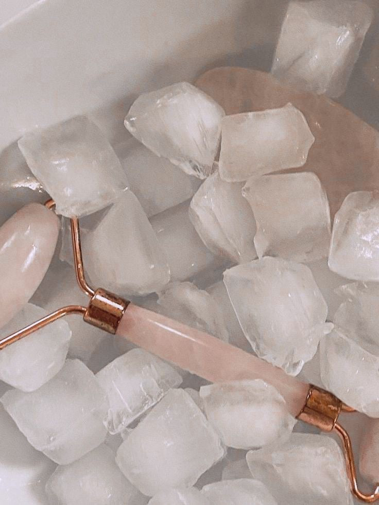 Gua sha, Rouleau &amp; Mushroom Quartz rose